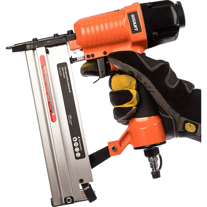 Гвоздескобозабивной пистолет (скобы 16-40 мм; гвозди 15-50 мм) Gigant NC15/50