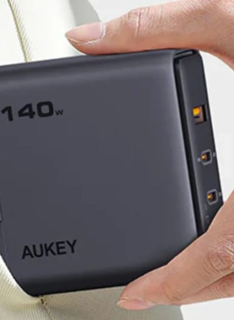 Быстрая и удобная зарядка всех гаджетов с адаптерами Aukey