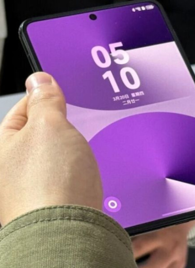 Слух: HUAWEI выпустит «моноблочную» версию складного смартфона Pura X