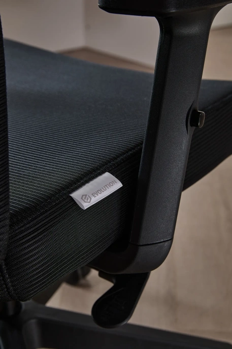 Кресло офисное компьютерное EVOLUTION ErgoLine 3 Black