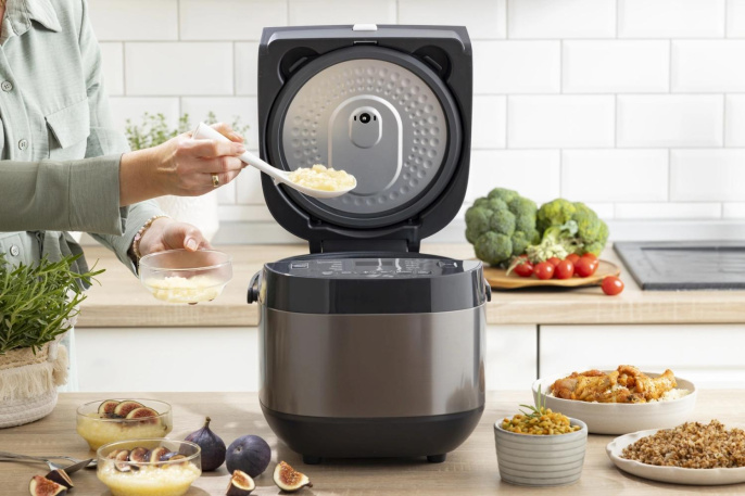 Мультиварка Gorenje MC5BR 5л 760Вт черный