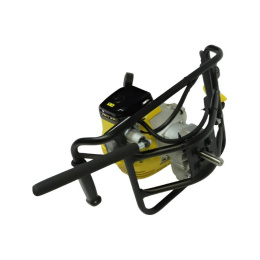 CHAMPION Мотобур AG452A { 1,46кВт 52см? 9,4кг, без шнека }