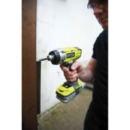 Аккумуляторный винтоверт Ryobi ONE+ RID1801M 5133001168