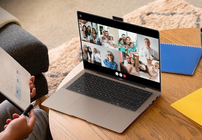 Honor освежила тонкий ноутбук MagicBook Art 14 процессорами Intel Core Ultra 200H и улучшенным экраном