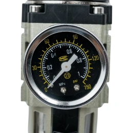 Фильтр-влагоотделитель для компрессора с регулятором давления 3/8"; манометр; 1500 л/мин; 10 бар Gigant GAW3000-03