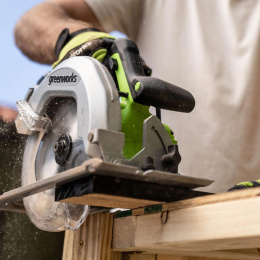 Циркулярная пила дисковая Greenworks GD24CS ручная D диска.:185мм 1500907CUB