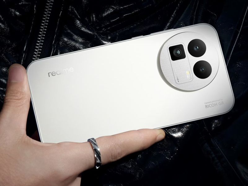 Встречайте realme GT8 Pro: камера от Ricoh, Snapdragon 8 Gen 5 и батарея на 7000 мАч