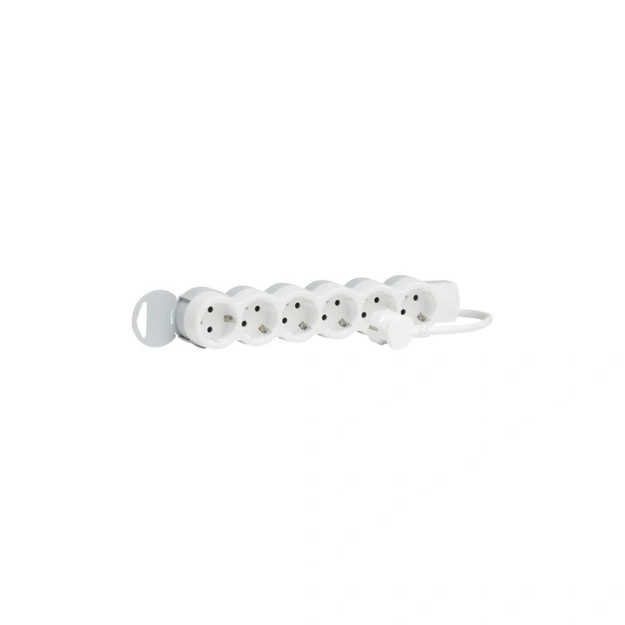 Многорозеточный блок Legrand''Стандарт'' 6 x 2К+З с кабелем длиной 1,5 м 695016