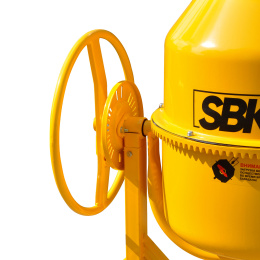 Бетоносмеситель SBK SX-130 130л., 900 Вт., 220В SSX130.00