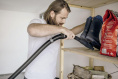 Строительный пылесос Karcher WD 3 S V-19/4/20 (YSY) 1000Вт (уборка: сухая/влажная/выдув/сбор воды) желтый
