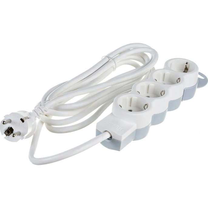 Многорозеточный блок Legrand''Стандарт'' 4 x 2К+З с кабелем длиной 3 м 695007