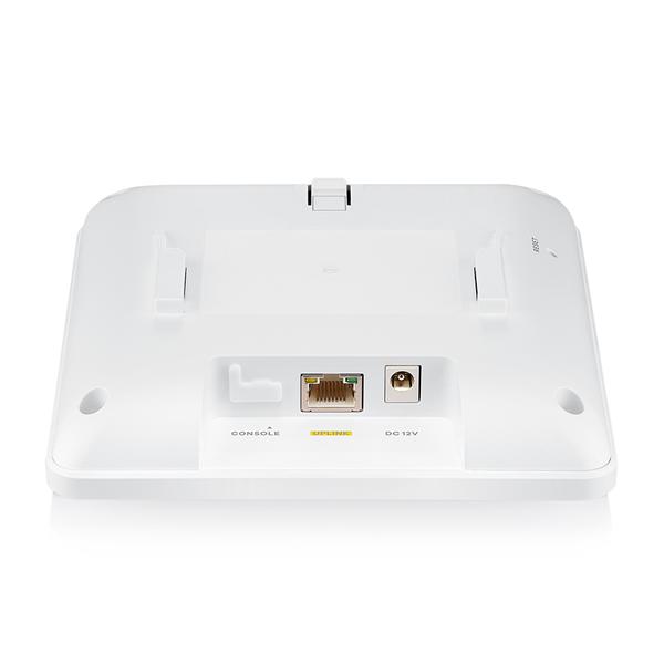 беспроводная точка доступа Zyxel NebulaFlex NWA50BE PRO, Wi-Fi 7 BE6500 , MU-MIMO 2x2+2x2, 1xLAN 2.5GE, без поддержки 802.1x и Captive portal, БП в комплекте (NWA50BEPRO-EU0102F)