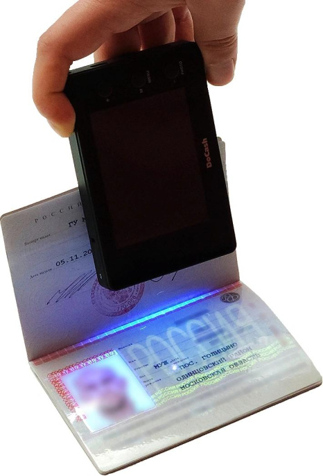 Детектор банкнот DOCASH Micro IR/UV 8401 просмотровый АКБ