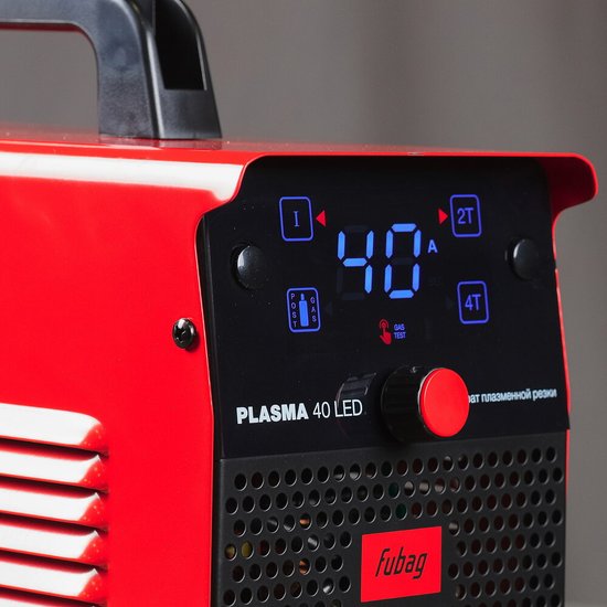 Аппарат плазменной резки FUBAG Plasma 40 LED + горелка (46646)