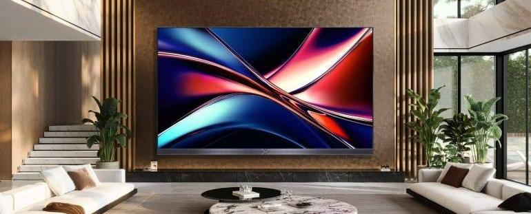 Hisense выпустила огромные телевизоры с экранами RGB-miniLED