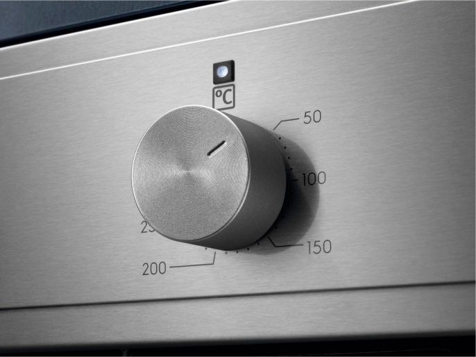 Духовой шкаф электрический Electrolux EOF3H00BX, 65л, дверца с 2 стеклами, нержавеющая сталь