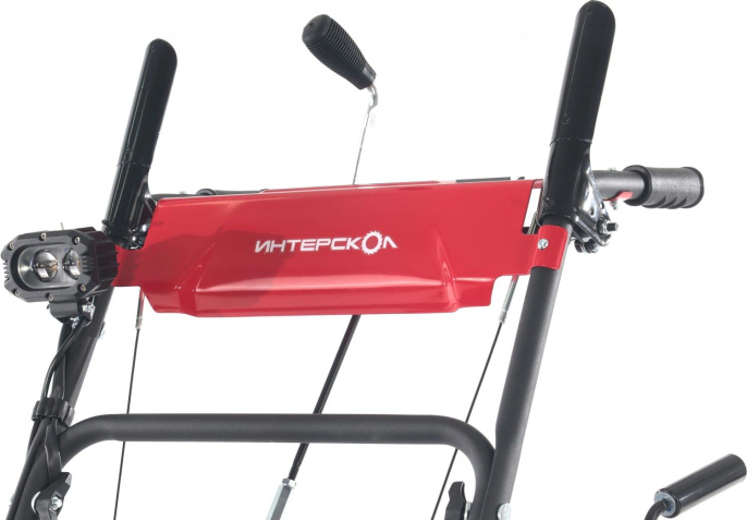 Снегоуборщик бензин. Интерскол СМБ-56/7Ф 5.2кВт 7л.с. 780.0.1.70