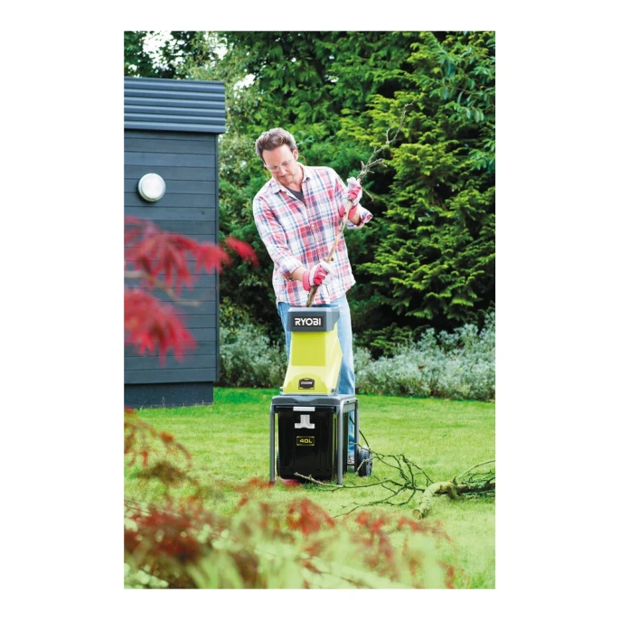 Электрический садовый измельчитель Ryobi RSH2545B 5133002512