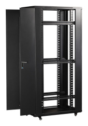 Шкаф коммутационный Lanmaster TWT-CBB-42U-6X8-G1 напольный 42U 600x800мм пер.дв.стекл задн.дв.спл.стал.лист 2-хст. 2 бок.пан. 800кг черный IP20