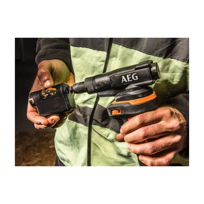 Заклепочник AEG 18В BNZ18-0 4935472246