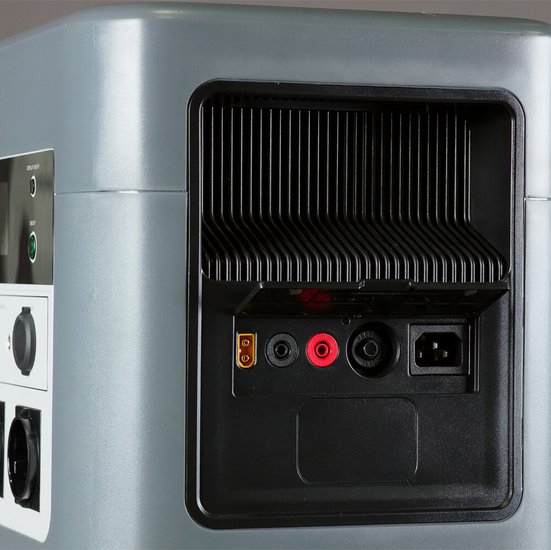 Портативная электростанция FUBAG AS 4800i аккумулятор LiFePO4