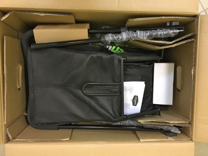 Greenworks Газонокосилка аккумуляторная G40LM35K2, {40V, 35 см, c 1хАКБ 2 А.ч и ЗУ} [2501907UA]