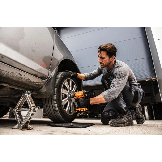 Ударный гайковерт AEG 18В BSS18C12ZC-402C 4935493428