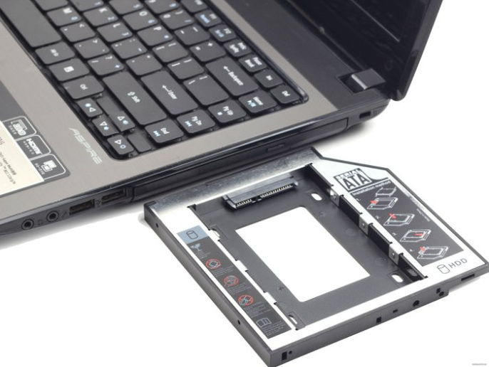Шасси Gembird MF-95-01 Black для установки 2.5" SATA HDD/SSD в отсек привода ноутбука 9.5мм