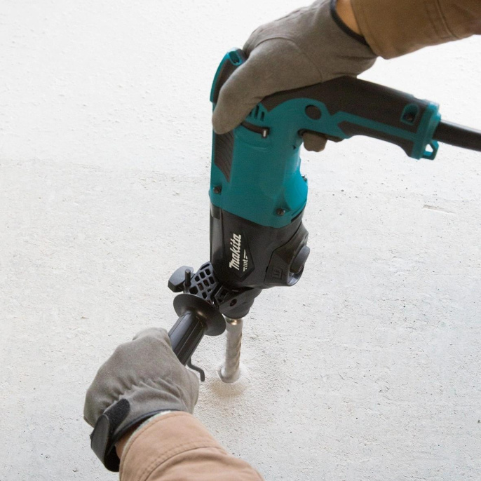 Перфоратор Makita M8701B