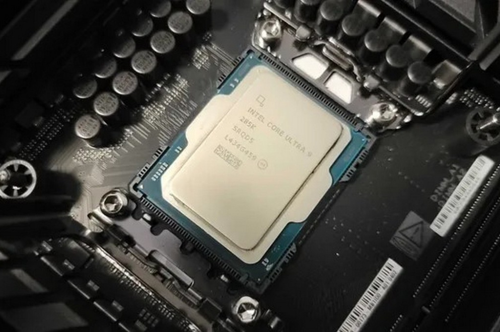 Intel наконец-то удалось повысить игровую производительность процессоров Core Ultra 200S