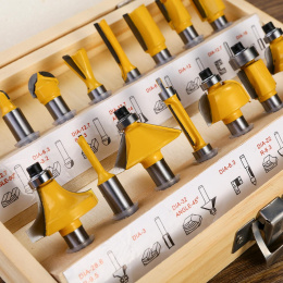 Набор фрез DEKO DH16, универсальный, 8мм, 16 [065-0790]