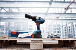 Гайковерт Bosch GDS 18V-1050 H Professional 0.601.9J8.502 питание: аккумулятор, Li-ion, 1750 об/мин, 1050 Н·м, напряжение аккумулятора: 18 В, ёмкость аккумулятора: 8 А·ч, аккумулятор в комплекте