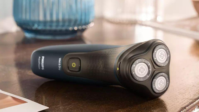 Бритва PHILIPS Тип роторная/Электропитание от аккумулятора/Время автономной работы 40 мин. Цвет синий S1121/41