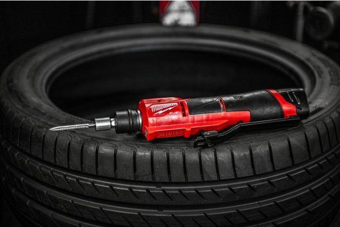 Аккумуляторная прямая шлифмашина для обработки шин Milwaukee M12FTB-0 FUEL 4933472215