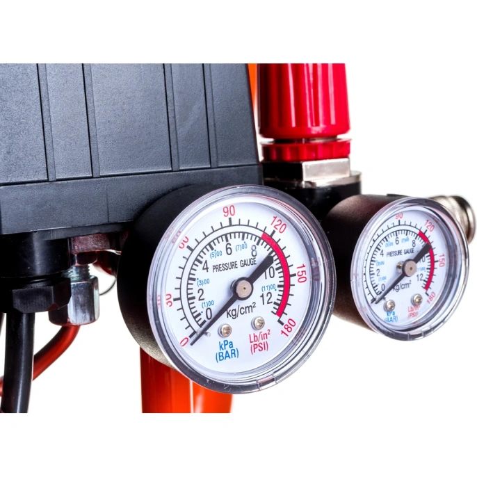 Компрессор (50 л; 8 бар; 400 л/мин) Gigant V2200/50