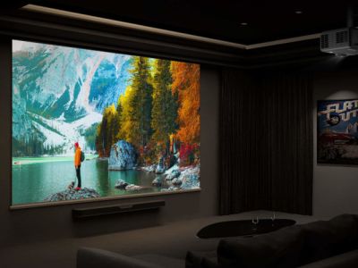 Sharp выпустила яркие лазерные проекторы с поддержкой 300-дюймовых экранов