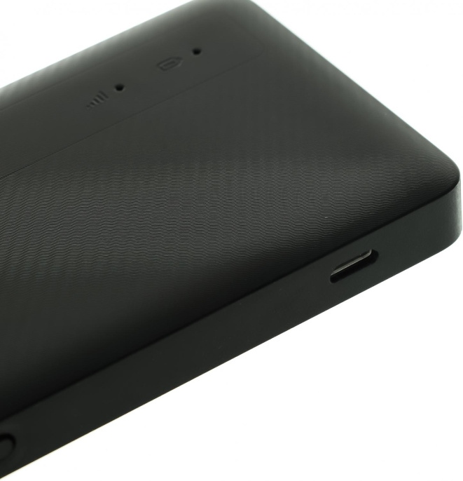 Модем TCL Link Zone MW42V 2G/3G/4G, внешний, черный [mw42v-2alcru1]