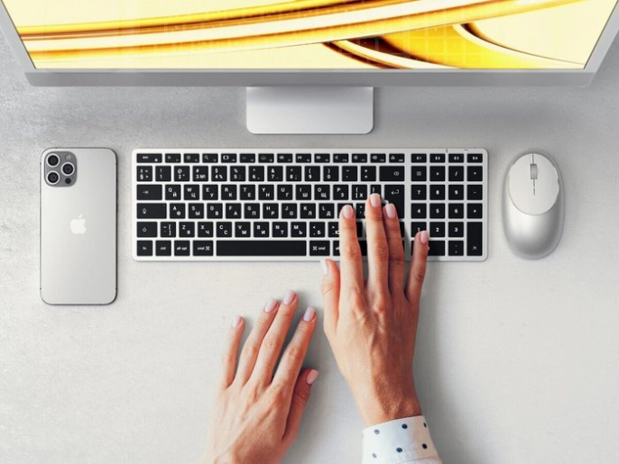 Клавиатура беспроводная Satechi Slim X2 Bluetooth Keyboard - русская раскладка. Цвет: серебристый (ST-BTSX2S-RU)