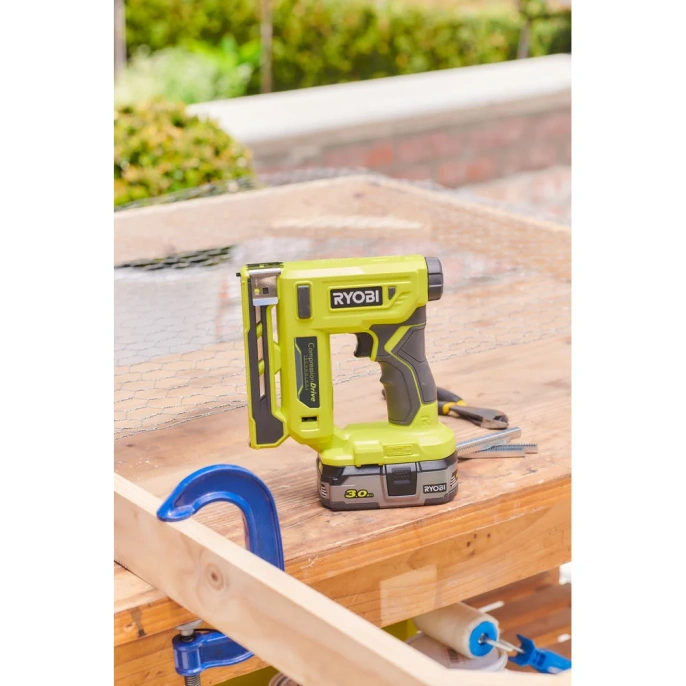 Аккумуляторный степлер Ryobi ONE+ R18ST50-0  без аккумулятора в комплекте 5133004496