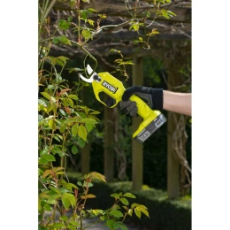 Аккумуляторный секатор Ryobi ONE+ RY18SCA-0 5133005024