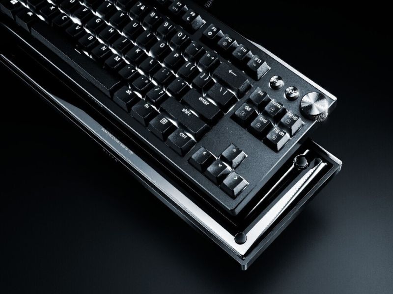 Razer представила игровую «механику» Huntsman Signature Edition