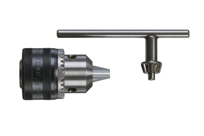 Патрон ключевой Milwaukee 1/2"х20 1.5-13мм 4932267980 кулачковый, зубчатый, внутренняя резьба: 1/2"-20, максимальный диаметр хвостовика: 13 мм