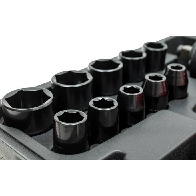 Ударный пневмогайковерт (880 Нм; 1/2"; кейс) Gigant Professional PW 880RKS + набор головок