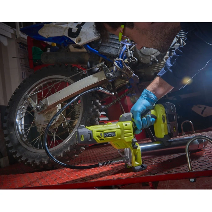 Смазочный пистолет Ryobi ONE+ R18GG-0 5133004643