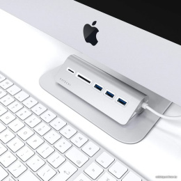 USB-концентратор Satechi Type-C USB Hub & Micro/SD Card Reader. Интерфейс USB-C. 3 порта USB 3.0 , слоты для карты памяти. Цвет серебряный. (ST-TCHCRS)