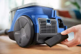 Пылесос Philips 2000 Series XB2022/01, 1800Вт, синий/черный
