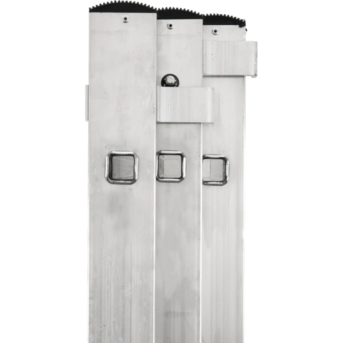 Профессиональная трехсекционная лестница Inforce 3x12 шириной 480мм ЛП-03-20