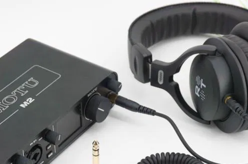 Обзор мониторных наушников TD02С от бренда Radiotehnika: чистый звук без окраса