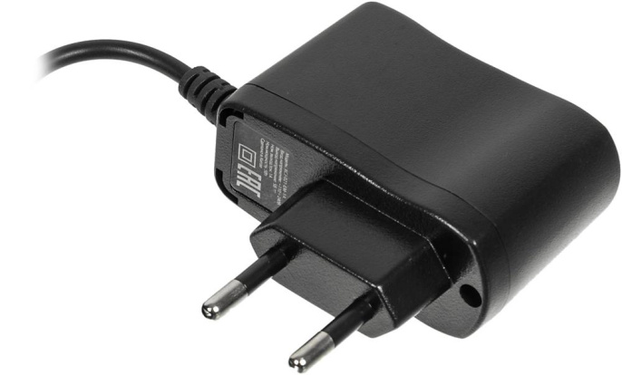 Сетевое зарядное устройство Buro XCJ-021-EM-1A, microUSB, 5Вт, 1A, черный