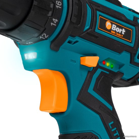 Аккумуляторная дрель-шуруповерт BORT BAB-12x2Li-F 93413083